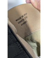 Le choix intelligent pour la mode durable, cette pièce 564859 Once Again allie parfait état et prix abordable.