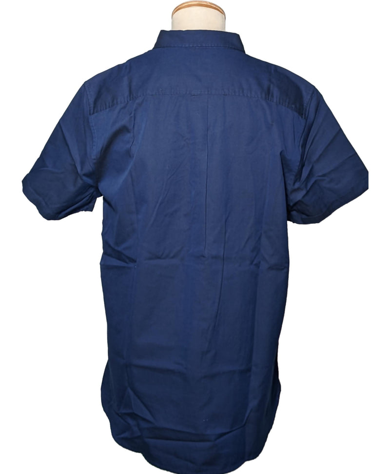 564878 Once Again, la référence de la friperie en ligne pour des achats de vêtements d'occasion sans souci et en état parfait.