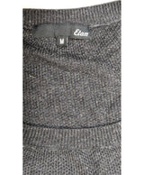 Expérience d'achat simple et satisfaisante pour cette fripe 564880 de qualité, offert par Once Again.