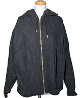 La garantie Once Again : 565009 vêtements d'occasion de marque en état irréprochable.