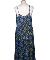 La garantie Once Again : 565080 vêtements d'occasion de marque en état irréprochable.