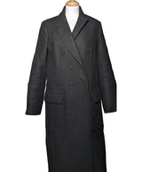 La garantie Once Again : 565495 vêtements d'occasion de marque en état irréprochable.