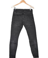 La garantie Once Again : 565560 vêtements d'occasion de marque en état irréprochable.