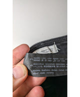 Le choix intelligent pour la mode durable, cette pièce 565562 Once Again allie parfait état et prix abordable.