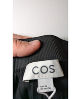 565594 Once Again, la référence de la friperie en ligne pour des achats de vêtements d'occasion sans souci et en état parfait.