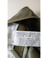 Le choix intelligent pour la mode durable, cette pièce 565599 Once Again allie parfait état et prix abordable.