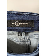 565671 Once Again, la référence de la friperie en ligne pour des achats de vêtements d'occasion sans souci et en état parfait.
