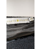 Expérience d'achat simple et satisfaisante pour cette fripe 565928 de qualité, offert par Once Again.