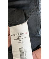 566163 Once Again, la référence de la friperie en ligne pour des achats de vêtements d'occasion sans souci et en état parfait.