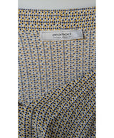 La garantie Once Again : 566838 vêtements d'occasion de marque en état irréprochable.