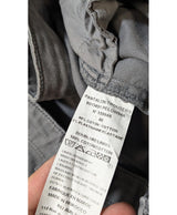 La garantie Once Again : 566857 vêtements d'occasion de marque en état irréprochable.