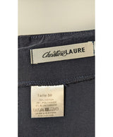 567112 Once Again, la référence de la friperie en ligne pour des achats de vêtements d'occasion sans souci et en état parfait.