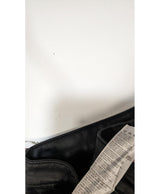 Expérience d'achat simple et satisfaisante pour cette fripe 567269 de qualité, offert par Once Again.