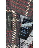 La garantie Once Again : 567495 vêtements d'occasion de marque en état irréprochable.