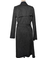 567664 Once Again, la référence de la friperie en ligne pour des achats de vêtements d'occasion sans souci et en état parfait.