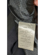 La garantie Once Again : 567712 vêtements d'occasion de marque en état irréprochable.