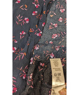 La garantie Once Again : 567975 vêtements d'occasion de marque en état irréprochable.