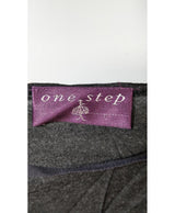 Expérience d'achat simple et satisfaisante pour cette fripe 568161 de qualité, offert par Once Again.