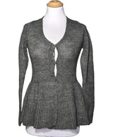 La garantie Once Again : 568167 vêtements d'occasion de marque en état irréprochable.