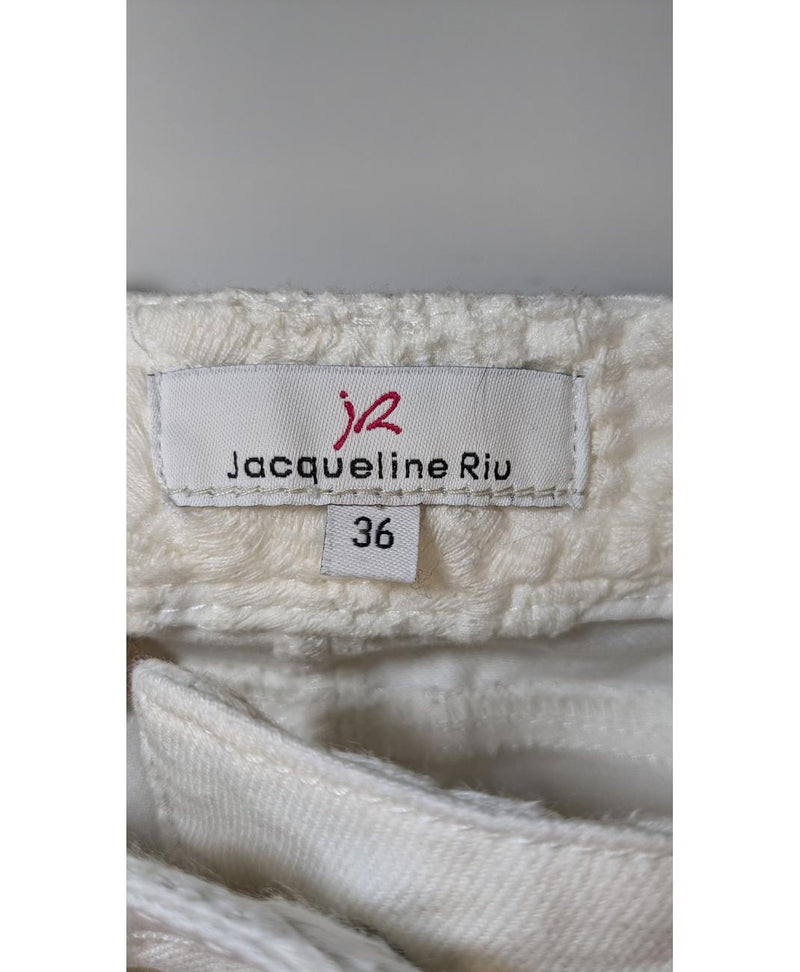 Shopping simplifié avec Once Again pour 568204 : trouvez des pièces uniques en très bon état en quelques clics.