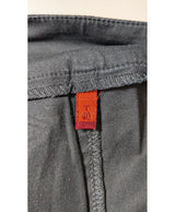 Le choix intelligent pour la mode durable, cette pièce 568210 Once Again allie parfait état et prix abordable.