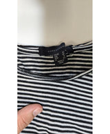 Élégance responsable avec cette pièce vintage 568415 en parfait état, sélectionnée par Once Again.