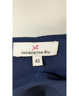 La garantie Once Again : 568844 vêtements d'occasion de marque en état irréprochable.