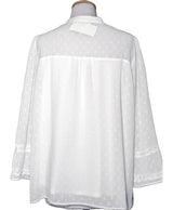 568855 Once Again, la référence de la friperie en ligne pour des achats de vêtements d'occasion sans souci et en état parfait.
