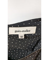 La garantie Once Again : 568856 vêtements d'occasion de marque en état irréprochable.