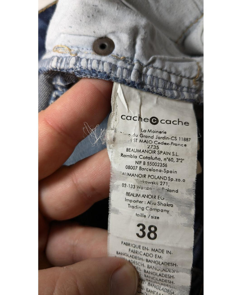 Élégance responsable avec cette pièce vintage 569041 en parfait état, sélectionnée par Once Again.