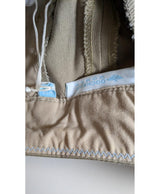 Le choix intelligent pour la mode durable, cette pièce 569080 Once Again allie parfait état et prix abordable.