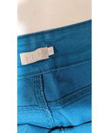 Expérience d'achat simple et satisfaisante pour cette fripe 569219 de qualité, offert par Once Again.