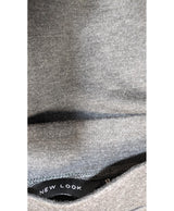569236 Once Again, la référence de la friperie en ligne pour des achats de vêtements d'occasion sans souci et en état parfait.