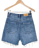La garantie Once Again : 569242 vêtements d'occasion de marque en état irréprochable.