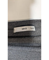 La garantie Once Again : 569256 vêtements d'occasion de marque en état irréprochable.
