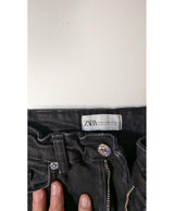 Le choix intelligent pour la mode durable, cette pièce 569315 Once Again allie parfait état et prix abordable.