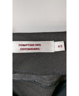 La garantie Once Again : 569499 vêtements d'occasion de marque en état irréprochable.