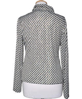 La garantie Once Again : 569615 vêtements d'occasion de marque en état irréprochable.