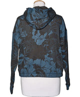 La garantie Once Again : 569627 vêtements d'occasion de marque en état irréprochable.