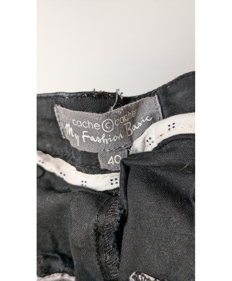 Le choix intelligent pour la mode durable, cette pièce 569666 Once Again allie parfait état et prix abordable.