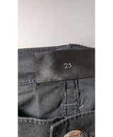 569831 Once Again, la référence de la friperie en ligne pour des achats de vêtements d'occasion sans souci et en état parfait.