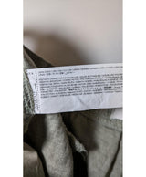 Expérience d'achat simple et satisfaisante pour cette fripe 570565 de qualité, offert par Once Again.