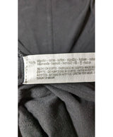 Expérience d'achat simple et satisfaisante pour cette fripe 570663 de qualité, offert par Once Again.