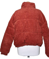 Le choix intelligent pour la mode durable, cette pièce 570865 Once Again allie parfait état et prix abordable.