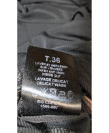 Mode durable et rapide avec Once Again : article 571510 de seconde main en très bon état.