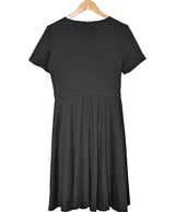 Le choix intelligent pour la mode durable, cette pièce 571601 Once Again allie parfait état et prix abordable.