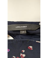 Expérience d'achat simple et satisfaisante pour cette fripe 571603 de qualité, offert par Once Again.