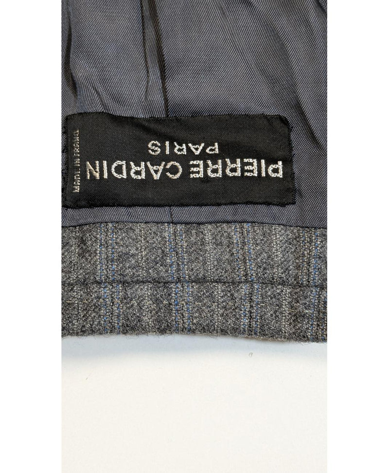 Le choix intelligent pour la mode durable, cette pièce 571755 Once Again allie parfait état et prix abordable.