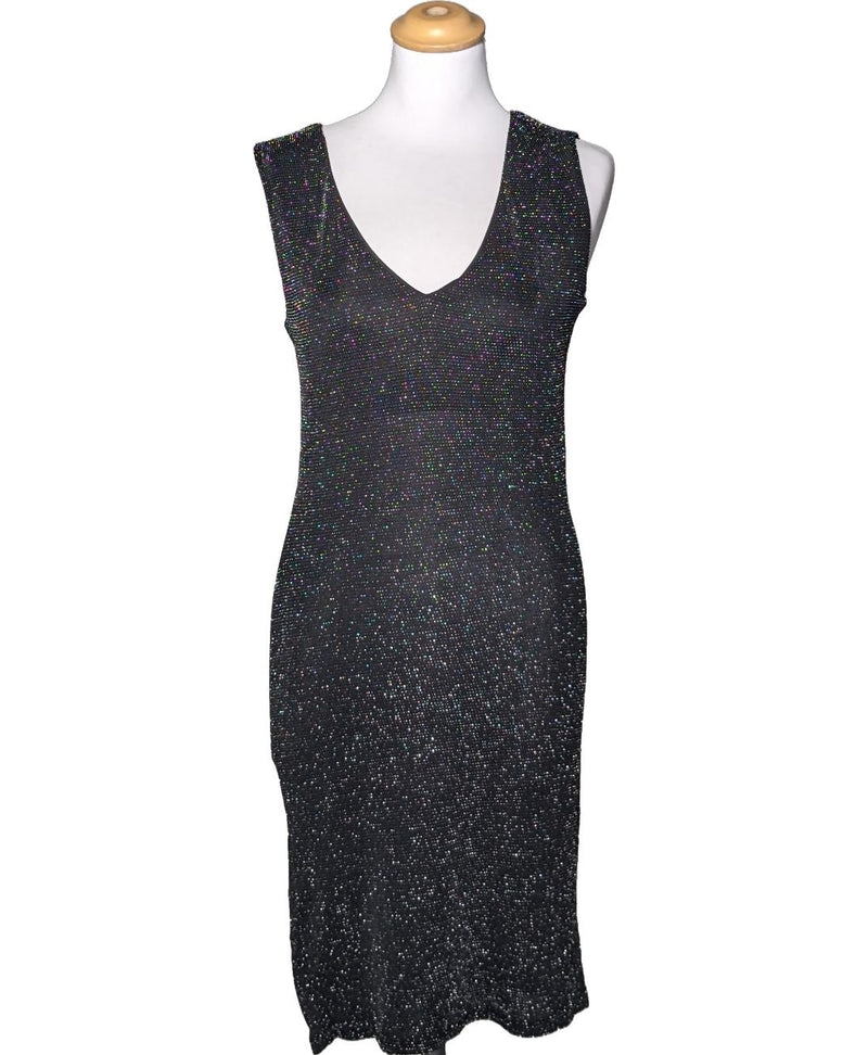 La garantie Once Again : 572181 vêtements d'occasion de marque en état irréprochable.