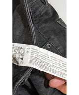 572222 Once Again, la référence de la friperie en ligne pour des achats de vêtements d'occasion sans souci et en état parfait.